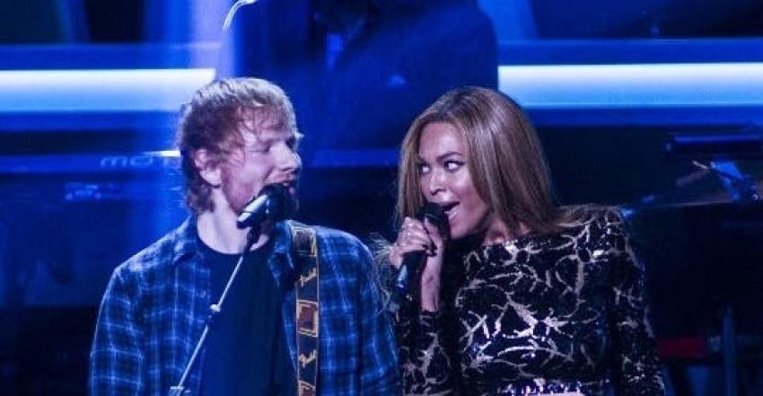 Ed Sheeran se presentó con Beyoncé y desató un debate antropológico en torno a su ropa