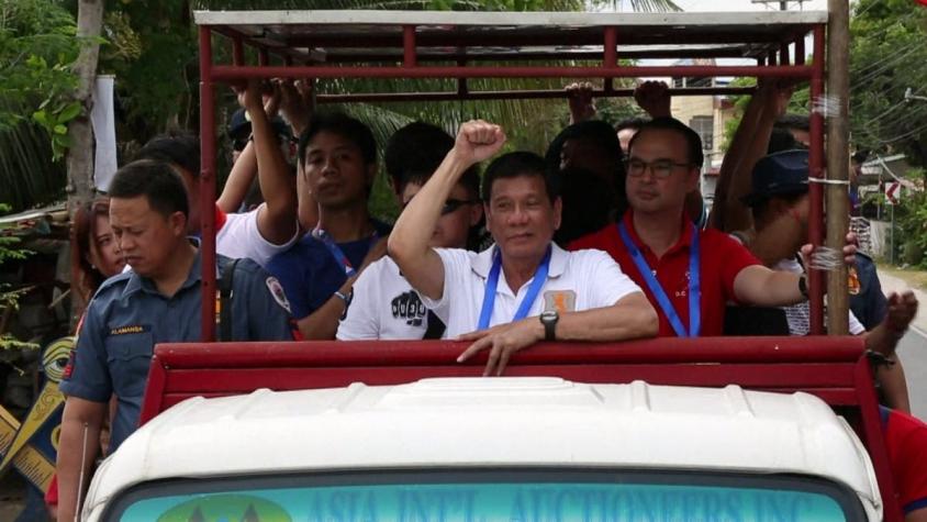 [VIDEO] Presidente filipino llama a matar a obispos