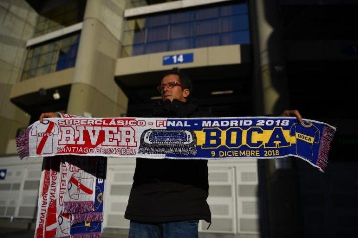 El insólito error en las bufandas que vendieron para la final entre River y Boca en Madrid