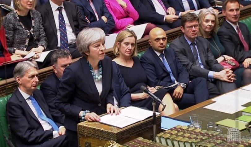 Theresa May pospone voto crucial sobre el Brexit en el Parlamento británico