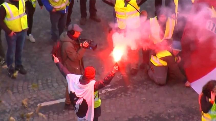 [VIDEO] Las desesperadas medidas de Macron ante protestas de los "chalecos amarillos"