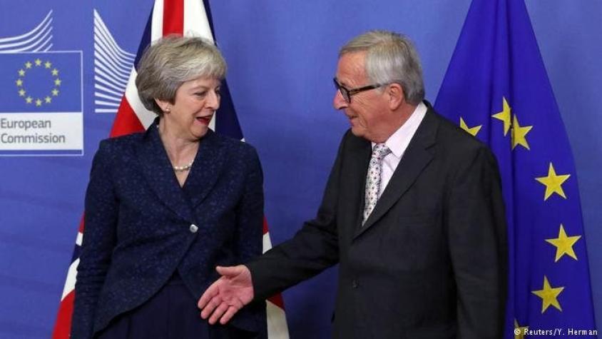 Juncker: el "brexit" no se renegociará, la UE no dejará sola a Irlanda