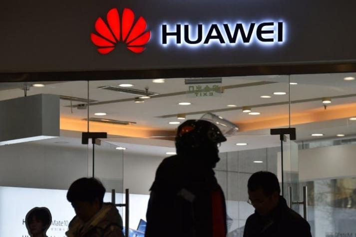 Juez de Canadá otorga libertad bajo fianza a ejecutiva de Huawei
