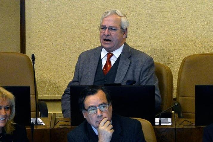 Ignacio Urrutia renunciaría a la UDI para llegar a movimiento de José Antonio Kast