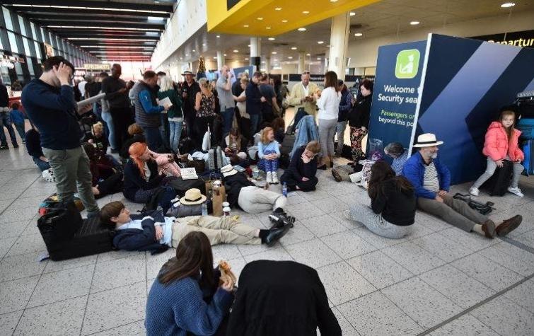 El aeropuerto de Londres que tuvo que ser cerrado por la presencia de drones no autorizados
