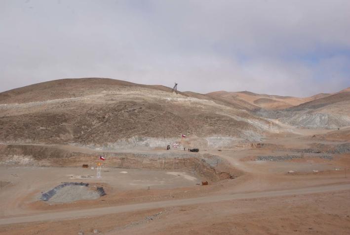 Copiapó: Muere una persona tras caída de planchón de roca en mina San José Chico