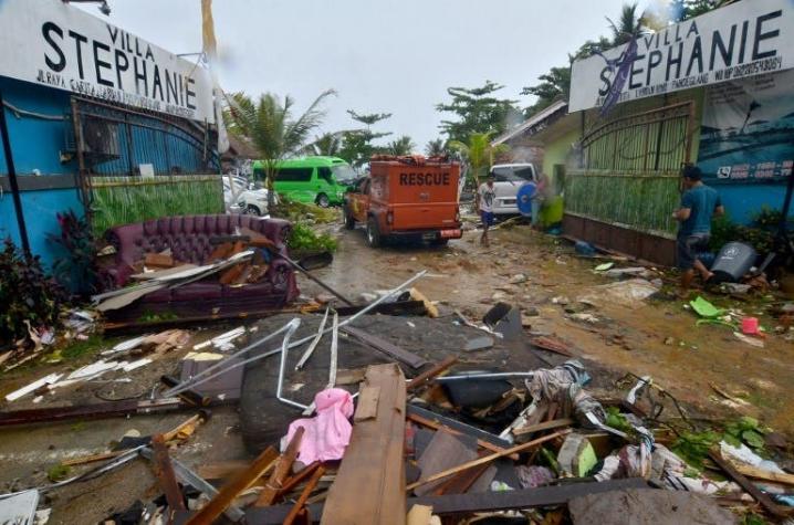 Se eleva a 222 el número de muertos tras tsunami ocurrido en Indonesia