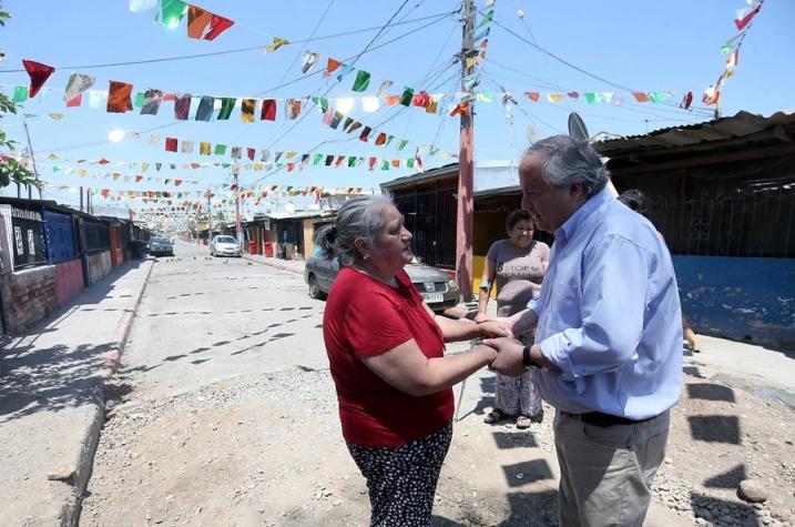 Ministro del Trabajo celebra primera Navidad sin muros junto a vecinos de La Legua