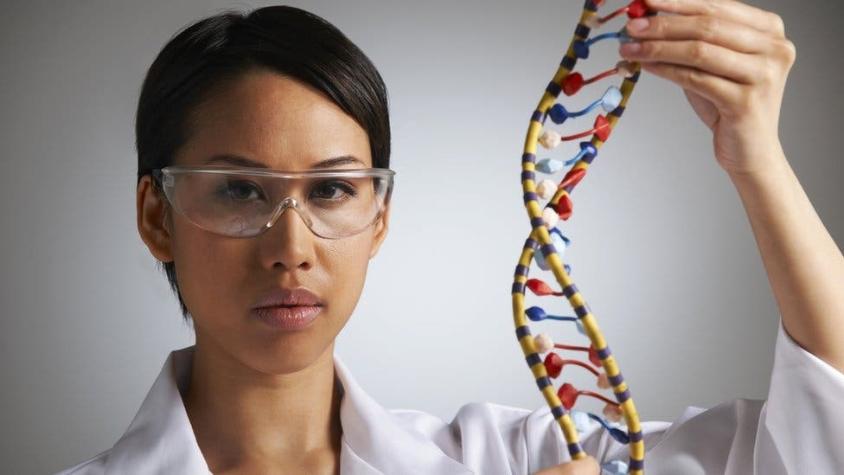 Cómo funcionan las pruebas de ADN que prometen revelar quiénes fueron tus ancestros