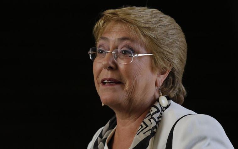 Bachelet envía saludo de fin de año enfatizando la defensa de los Derechos Humanos