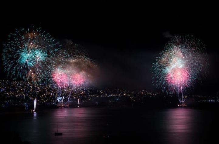 [FOTOS] Las impresionantes imágenes de los fuegos artificiales de la región de Valparaíso