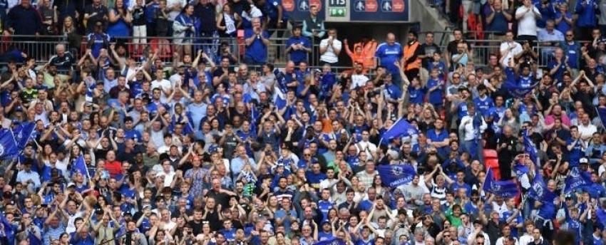Hincha del Chelsea no podrá entrar en tres años a un estadio por gritar insultos homofóbicos