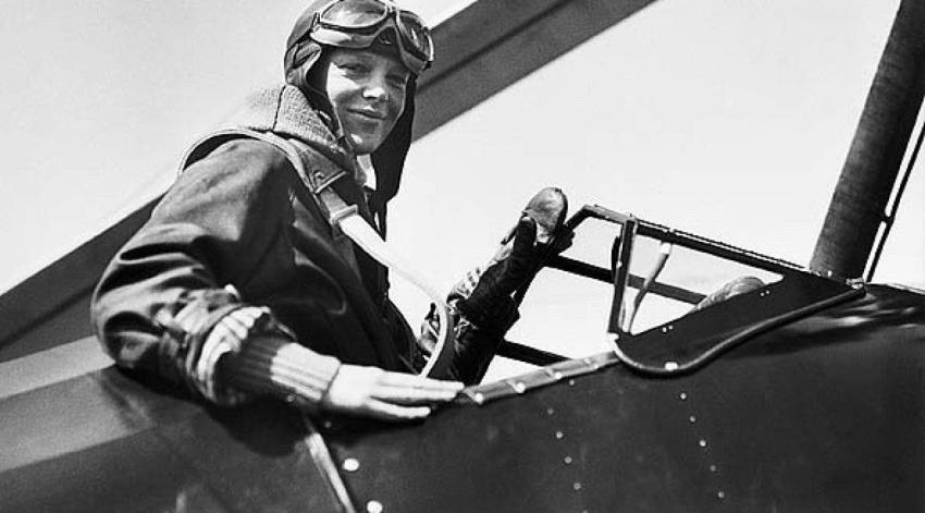 Mujeres Bacanas: Amelia Earhart, pionera de la aviación mundial