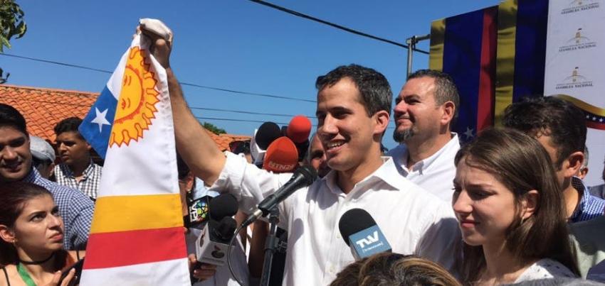 Juan Guaidó, "presidente interino de Venezuela" celebró su liberación junto a sus seguidores
