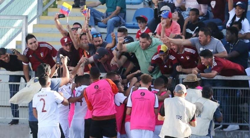 Venezuela vence a Colombia con un hombre menos en su debut en el Sudamericano Sub 20
