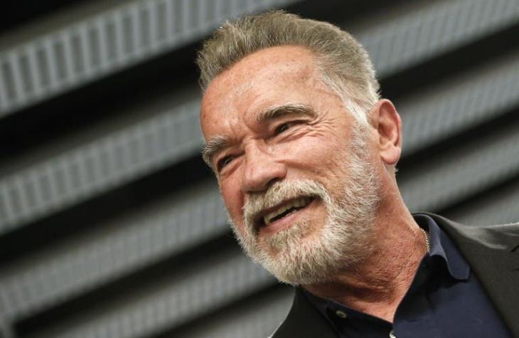 [FOTO] Hijo de Arnold Schwarzenegger recrea icónica pose de su padre que lo hizo famoso hace 43 años