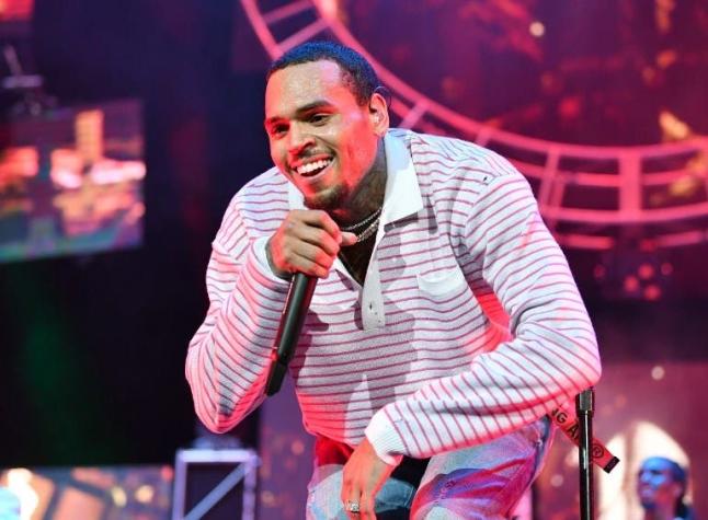 Detienen a Chris Brown en París por denuncia de violación