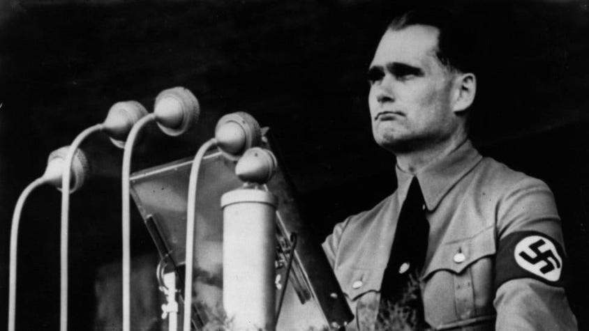 Cómo acabaron con la teoría de la conspiración sobre el nazi Rudolf Hess y su doble en prisión