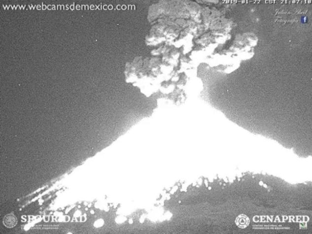 [VIDEO] Registran erupción del volcán Popocatépetl en México