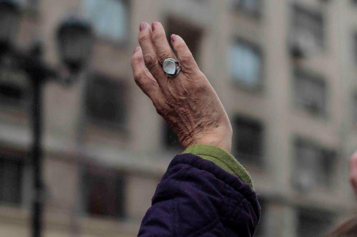 "Abre el camino para una cura del Alzheimer": Los detalles de la investigación que lidera un chileno