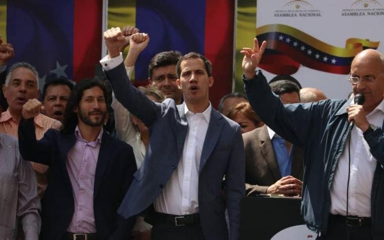 Líder de la Asamblea Nacional: "Juro asumir formalmente como presidente encargado de Venezuela"