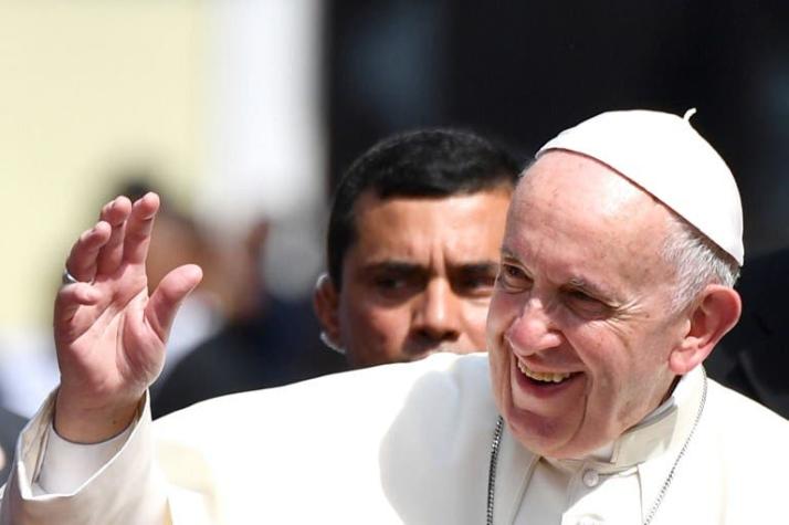 Papa apoya "todos los esfuerzos para ahorrar sufrimientos" a los venezolanos