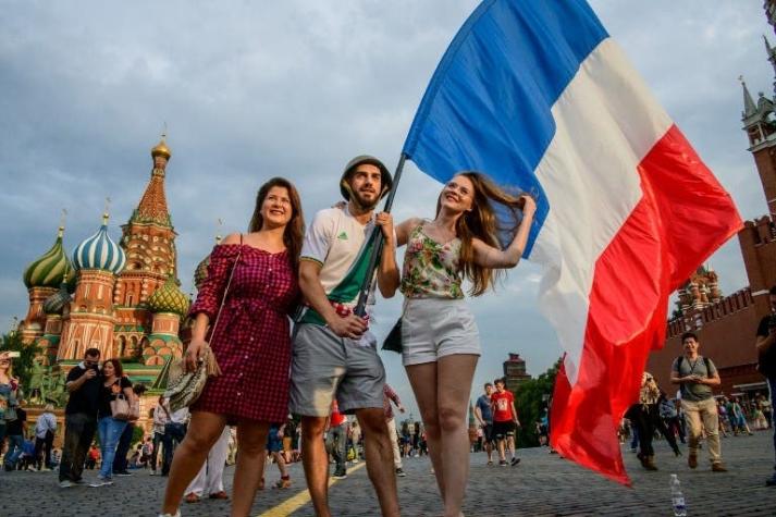 Rusia arremete contra turistas que llegaron para la Copa del Mundo y aún no se van