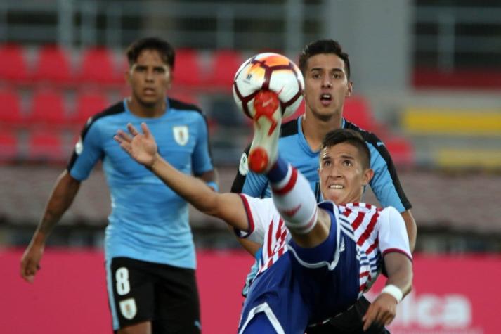 Uruguay aseguró su pasaje al hexagonal final tras derrotar por la mínima a Paraguay