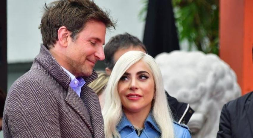 [VIDEO] Lady Gaga y Bradley Cooper cantan un romántico dueto en Las Vegas