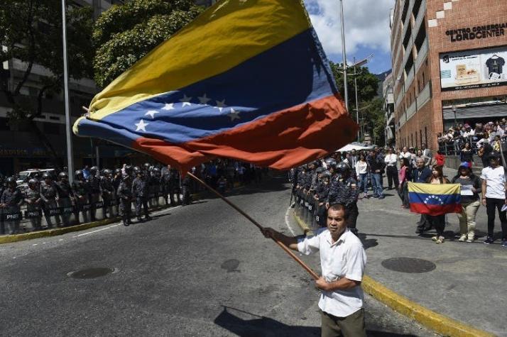 La UE se da "90 días" para intentar lograr elecciones en Venezuela
