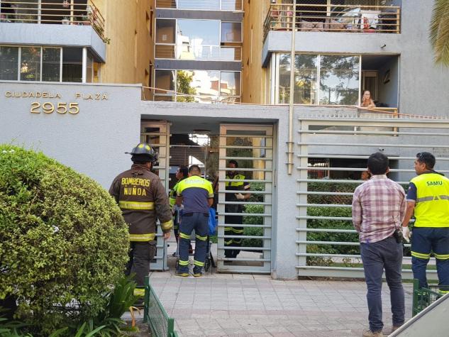 Explosión de gas en departamento de Ñuñoa deja 2 personas lesionadas