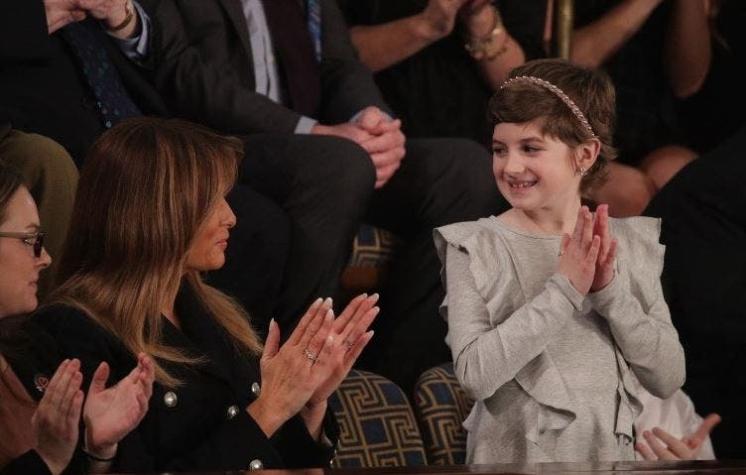 Quién es la niña que venció al cáncer y que emocionó en el discurso de Donald Trump