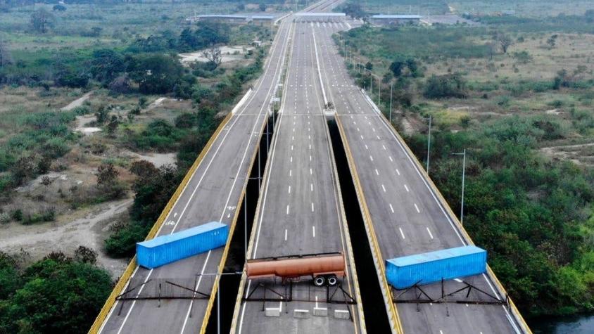 Impactante imagen muestra el bloqueo al puente por el que se espera que ingrese ayuda a Venezuela