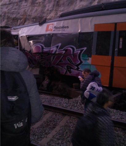 [VIDEO] Choque de trenes en España deja al menos un muerto y ocho heridos