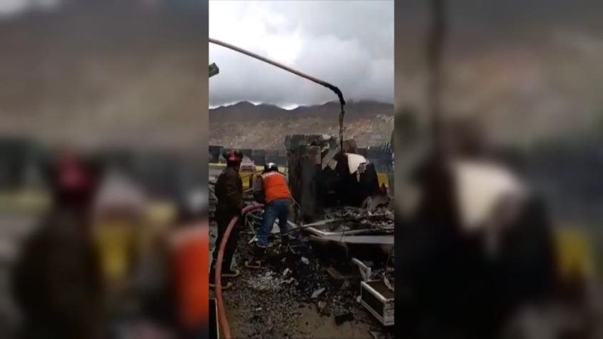 [VIDEO] Rayo cae sobre container en Chuquicamata