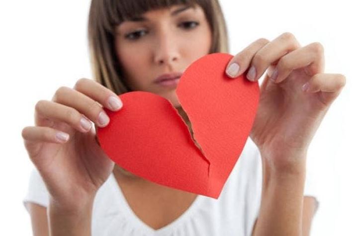 ¿Regalo perfecto de San Valentín?: Ofrecen bautizar una cucaracha con el nombre de tu ex por $1.200
