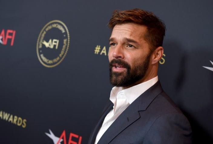 [FOTOS] Ricky Martin sorprendió con osado nuevo look de la mano de su hijo Matteo en los Grammy 2019
