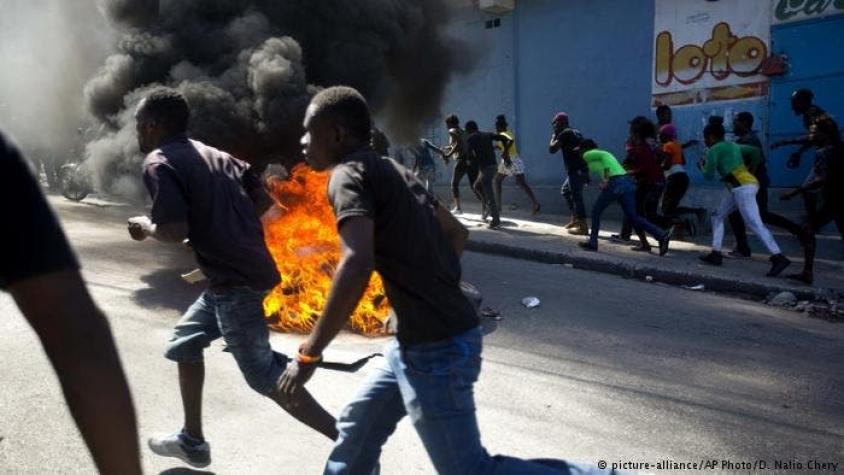República Dominicana refuerza frontera con Haití debido a las protestas