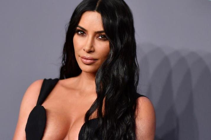 La insólita razón por la que Kim Kardashian (casi) nunca sonríe en las fotos