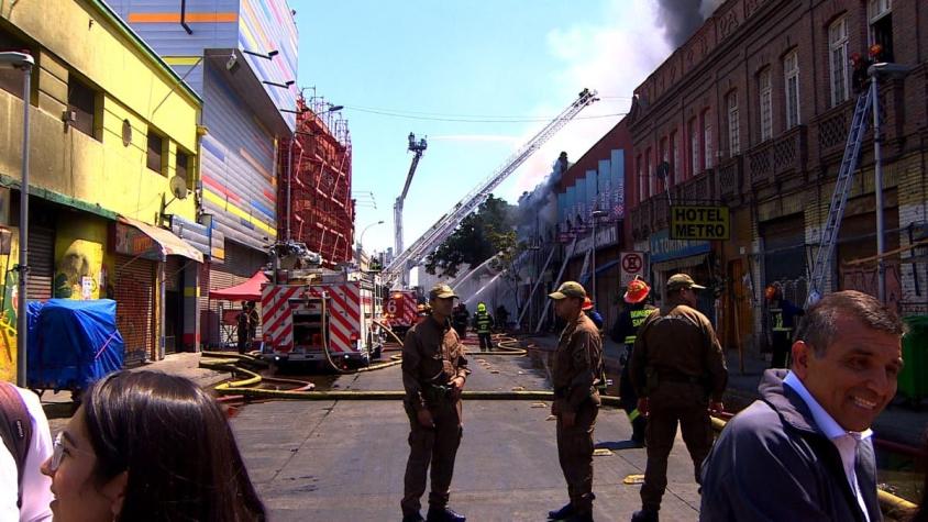 [VIDEO] 18 locales fueron destruidos tras incendio en barrio Meiggs