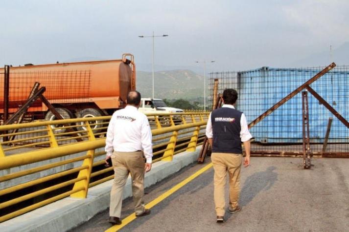 Venezuela refuerza bloqueo de puente fronterizo con Colombia