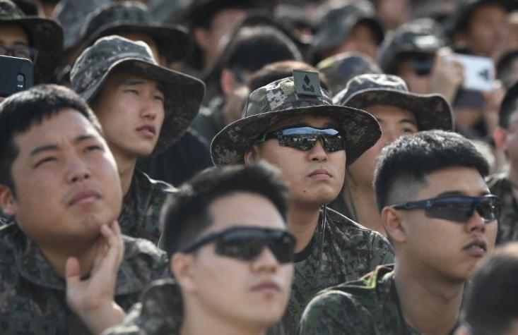 Corea del Sur: Jóvenes cuestionan servicio militar