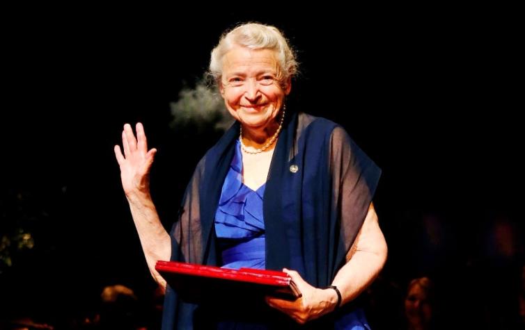 Mujeres Bacanas: Mildred Dresselhaus, la reina del carbono