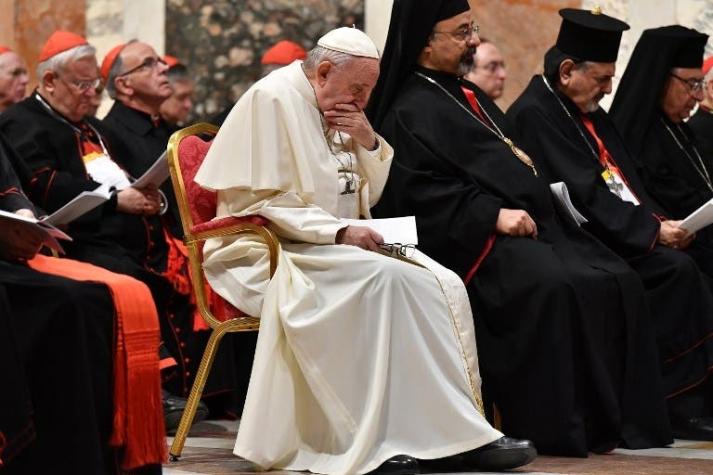 Papa Francisco: "Todo feminismo termina siendo un machismo con faldas"