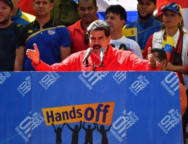 Maduro asegura que dos personas han muerto tras ingerir comida proveniente de la ayuda humanitaria
