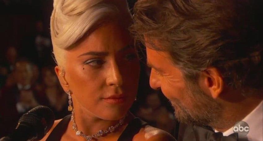 Las divertidas reacciones tras la presentación de Lady Gaga y Bradley Cooper en los Oscar