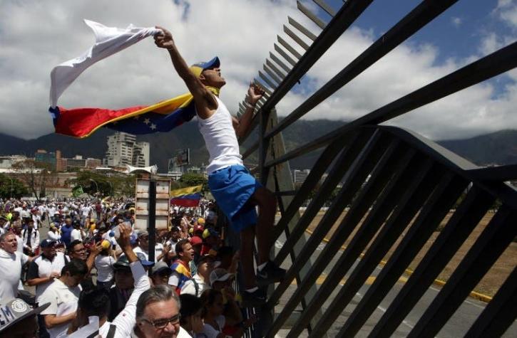Grupo de Lima se reúne con Guaidó y EEUU para abordar crisis en Venezuela