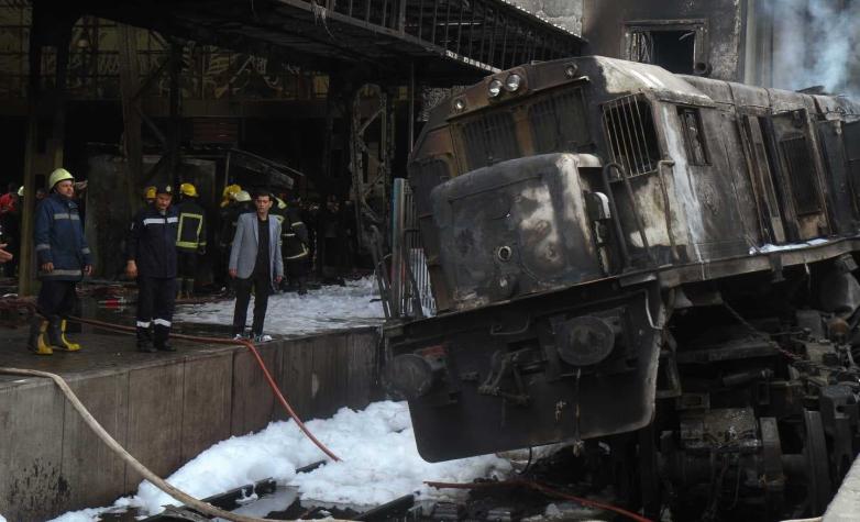 Accidente de tren deja al menos 20 muertos en capital de Egipto