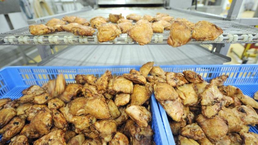 TLDC multa a supermercados por más US$12 millones por caso colusión de los pollos