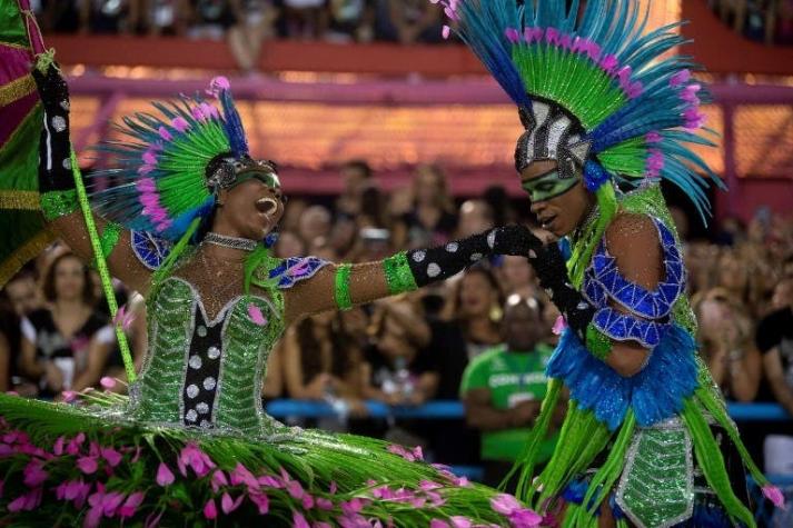 [FOTOS] El transgresor desfile con que la escuela Mangueira se coronó campeona del carnaval de Rio